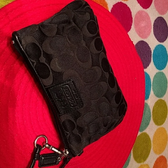 Phil Authentic Coach Black Wristlet. Medium size - Picture 3 of 8